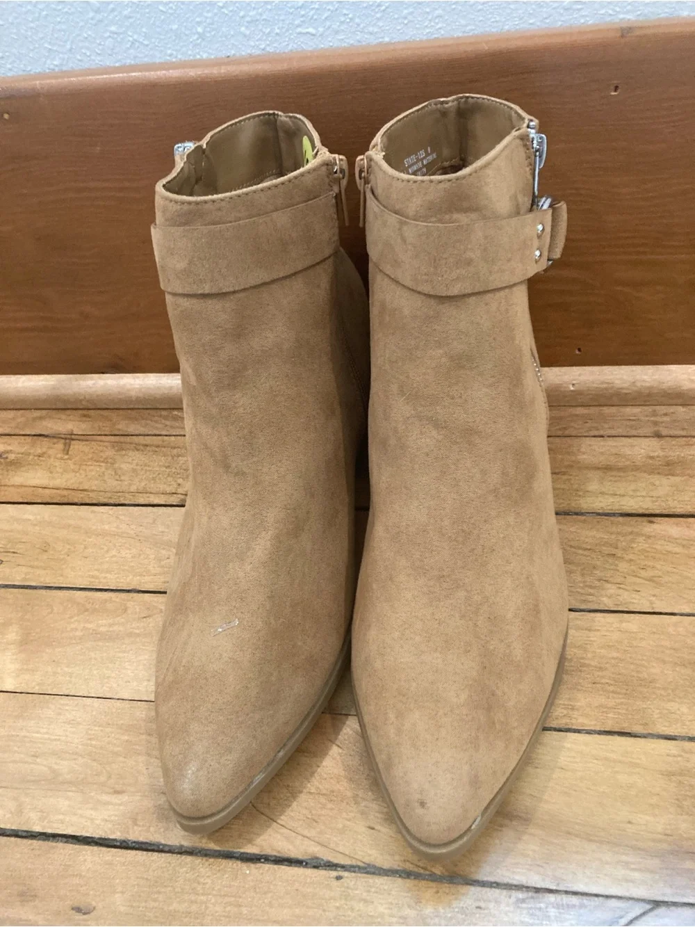 BAMBOO Tan Ankle Booties Size 9 NEW Never Worn No Tags Block 2.5 inch Heel
